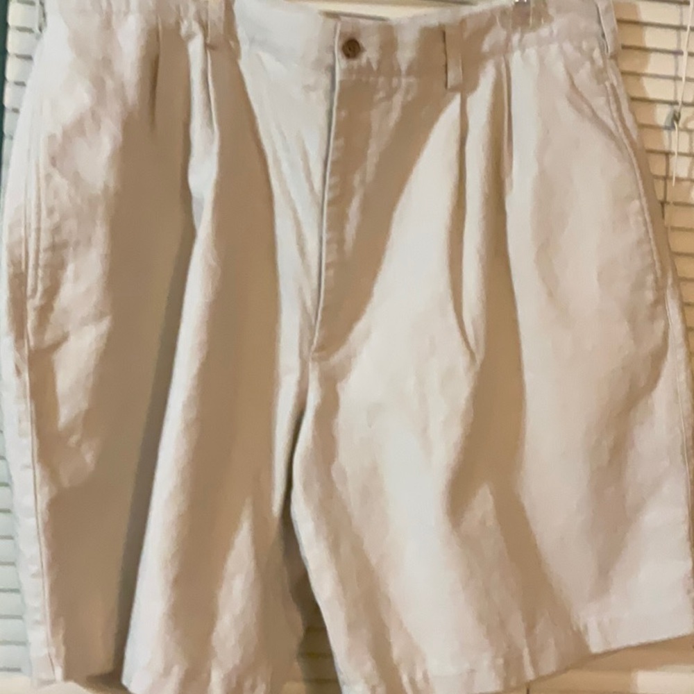 Cubavera Shorts Cream Waist 40 Linen Cotton 20" Length 9" Inseam Pockets
